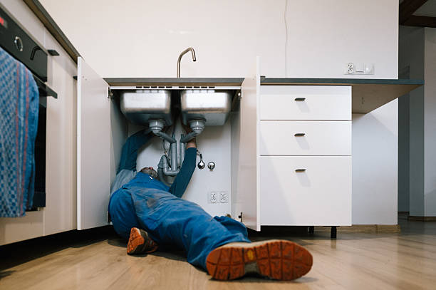 Professional Leak Detection technician working in Camden Wyoming, DE